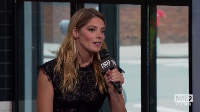 Ashley-Greene-dot-nl_2018AOLBuildSeries0451.jpg