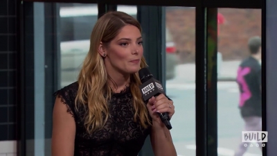 Ashley-Greene-dot-nl_2018AOLBuildSeries0453.jpg