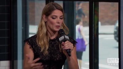 Ashley-Greene-dot-nl_2018AOLBuildSeries0586.jpg