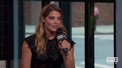 Ashley-Greene-dot-nl_2018AOLBuildSeries1075.jpg