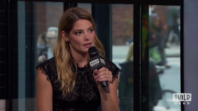 Ashley-Greene-dot-nl_2018AOLBuildSeries1297.jpg