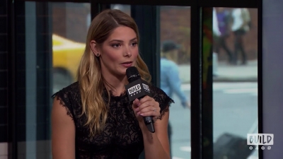 Ashley-Greene-dot-nl_2018AOLBuildSeries1300.jpg