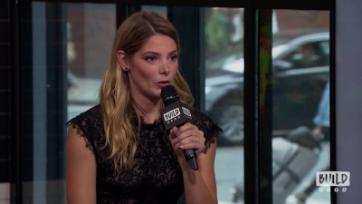 Ashley-Greene-dot-nl_2018AOLBuildSeries1301.jpg