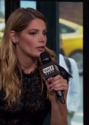 Ashley-Greene-dot-nl_2018AOLBuildSeries1320.jpg