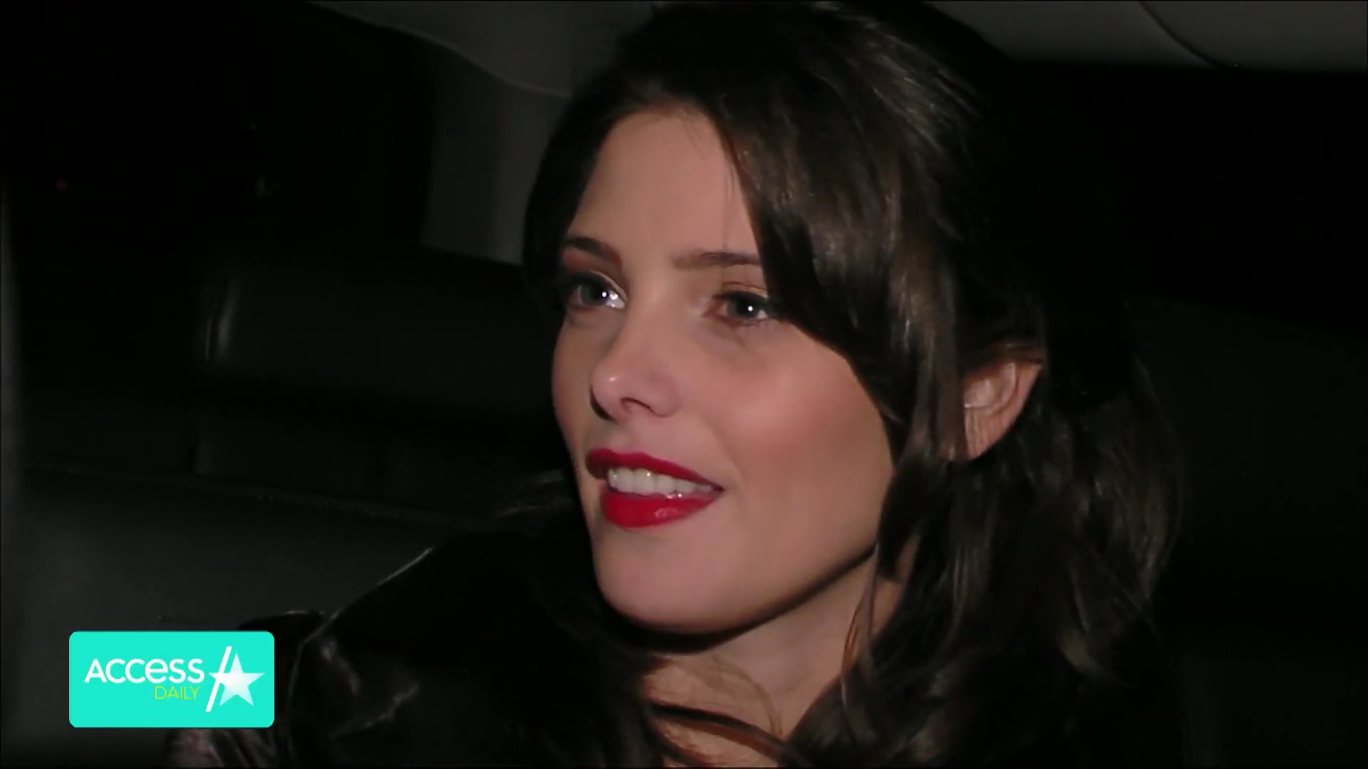 Ashley-Greene-dot-nl_2019AccesHollwood2-0091.jpg