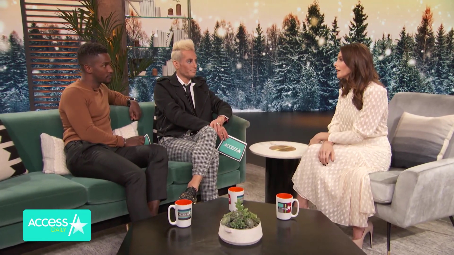 Ashley-Greene-dot-nl_2019AccesHollwood2-0717.jpg