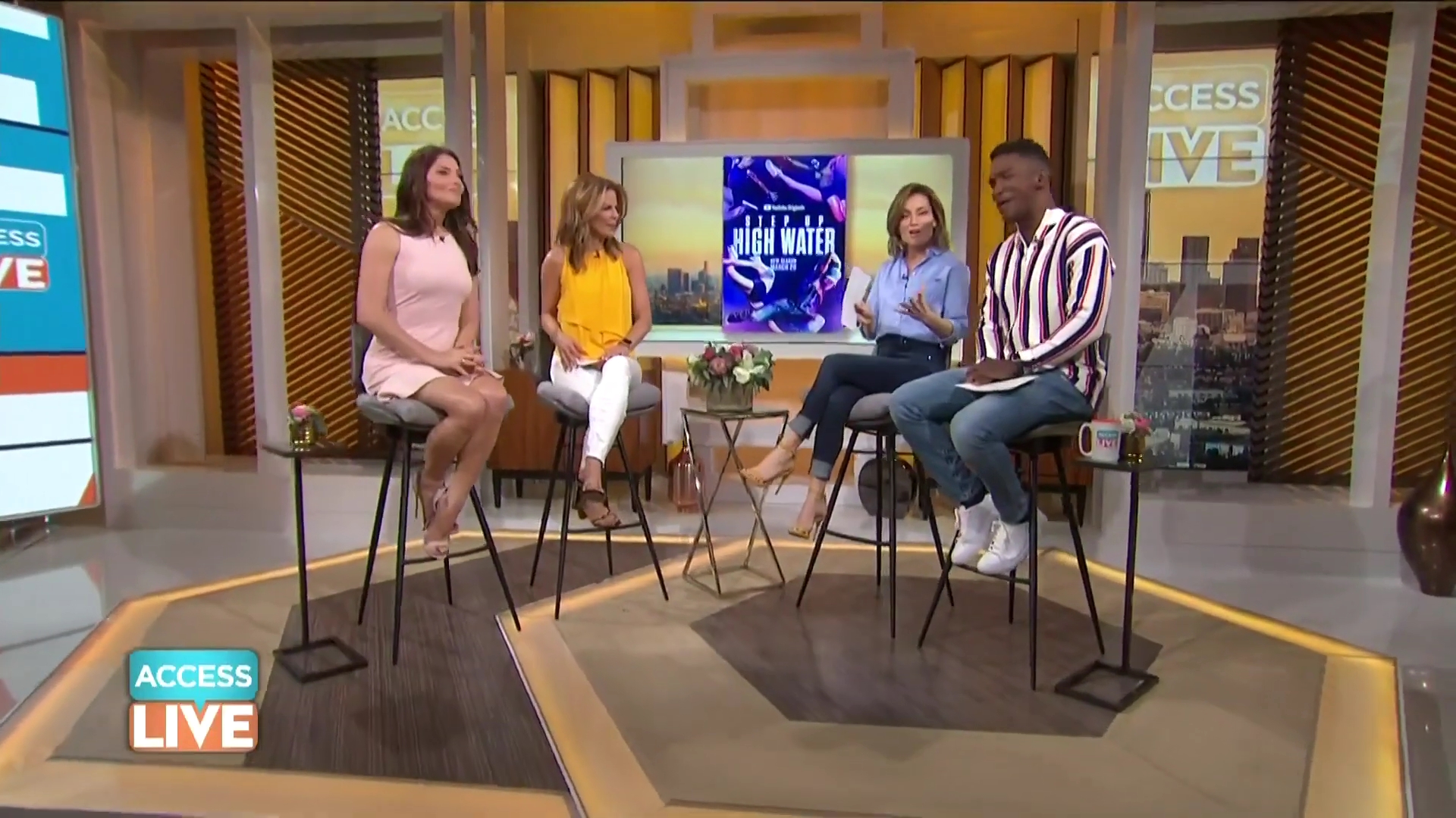 Ashley-Greene-dot-nl_2019AccesHollywood0002.jpg