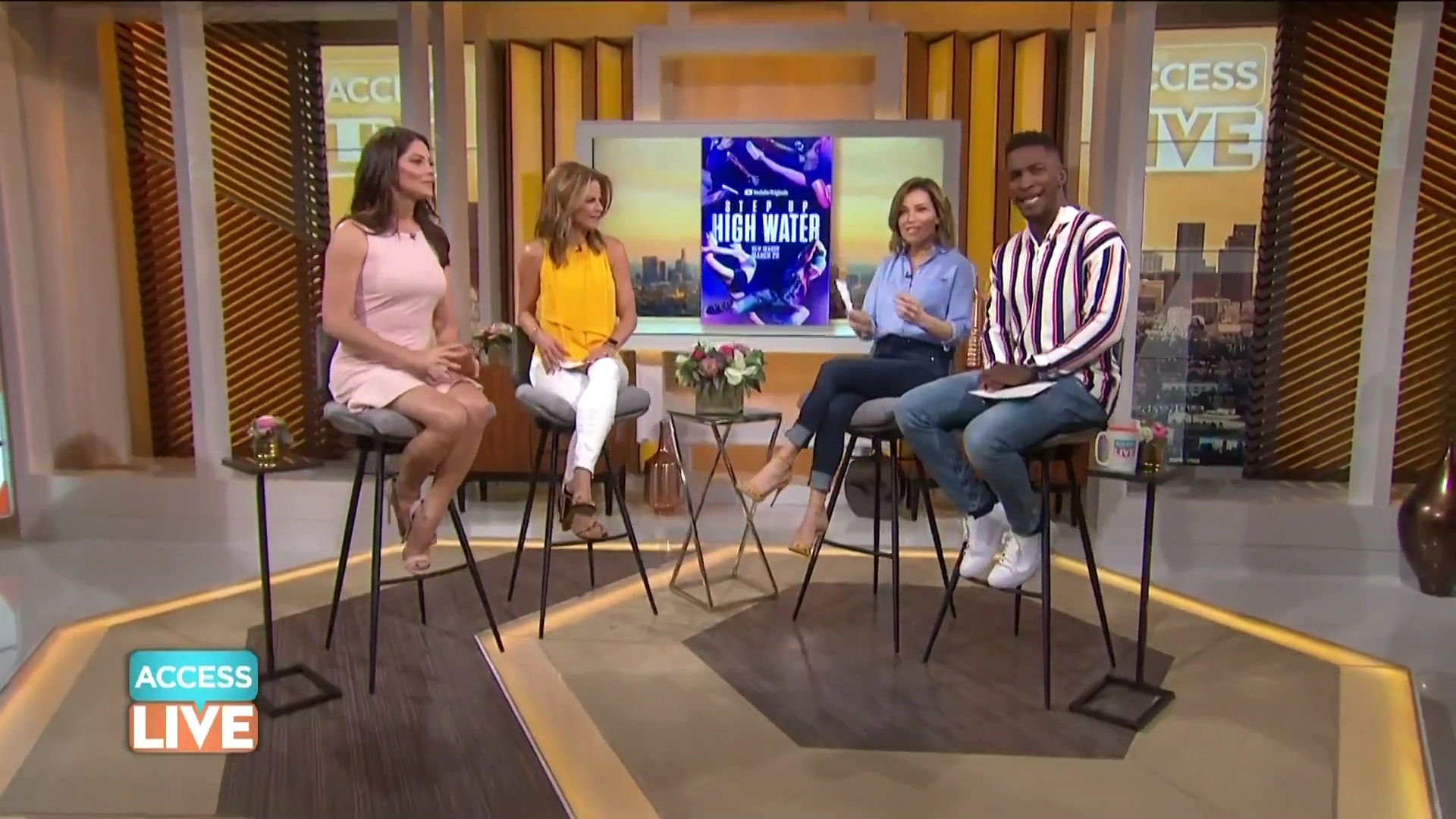 Ashley-Greene-dot-nl_2019AccesHollywood0003.jpg