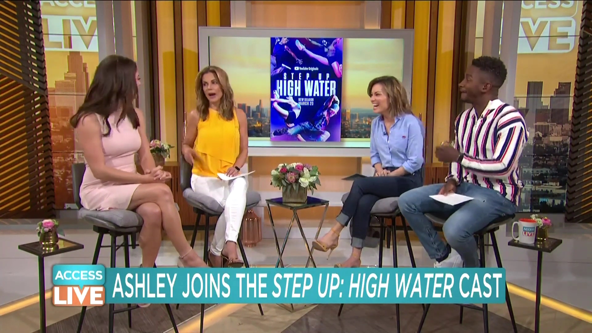 Ashley-Greene-dot-nl_2019AccesHollywood0297.jpg