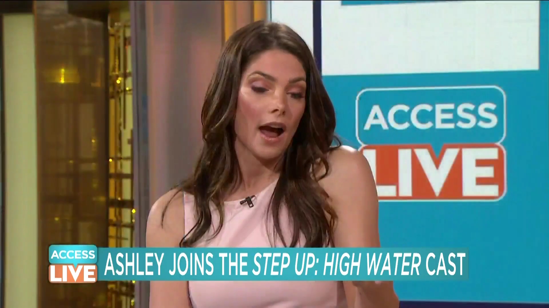 Ashley-Greene-dot-nl_2019AccesHollywood0384.jpg Ashley-Greene-dot-nl_2019AccesHollywood0384.jpg