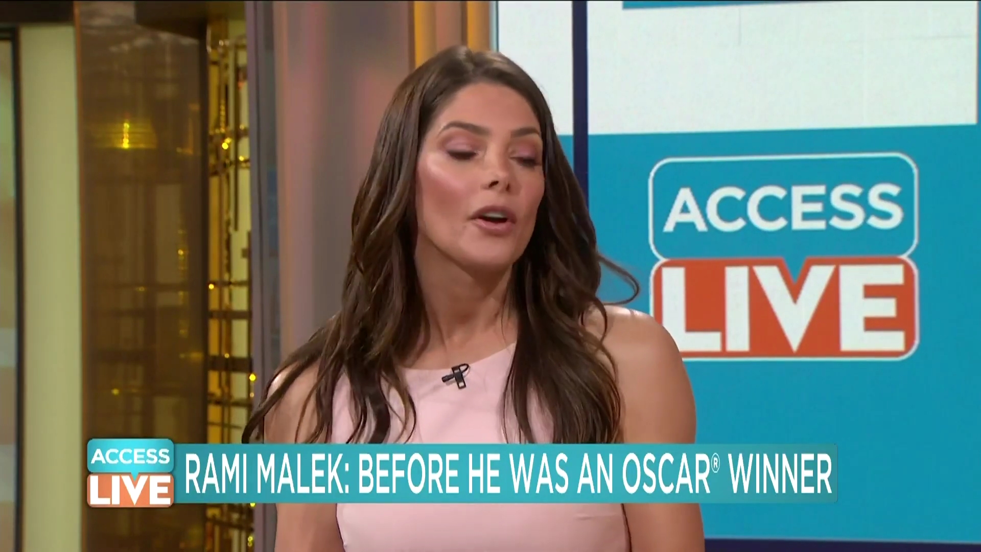 Ashley-Greene-dot-nl_2019AccesHollywood0492.jpg
