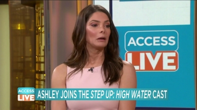 Ashley-Greene-dot-nl_2019AccesHollywood0125.jpg