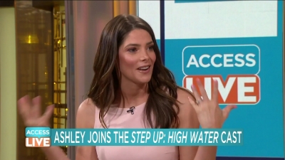 Ashley-Greene-dot-nl_2019AccesHollywood0234.jpg