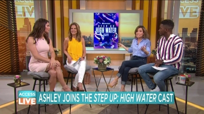 Ashley-Greene-dot-nl_2019AccesHollywood0258.jpg