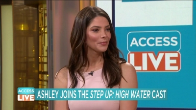 Ashley-Greene-dot-nl_2019AccesHollywood0342.jpg