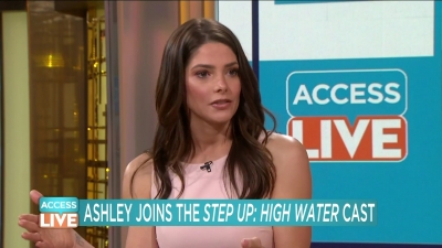 Ashley-Greene-dot-nl_2019AccesHollywood0388.jpg