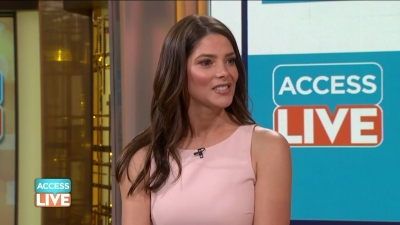 Ashley-Greene-dot-nl_2019AccesHollywood0535.jpg