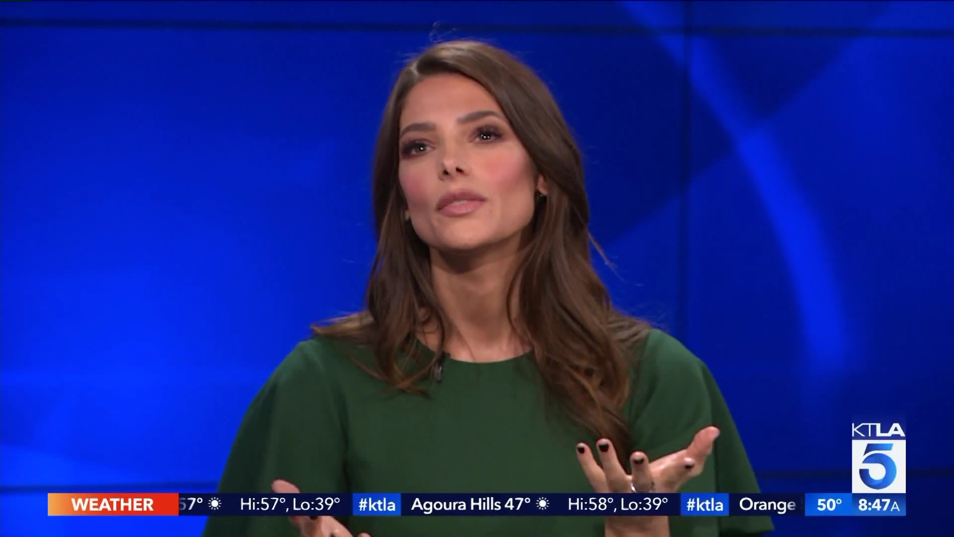 Ashley-Greene-dot-nl_2019KTLA50028.jpg
