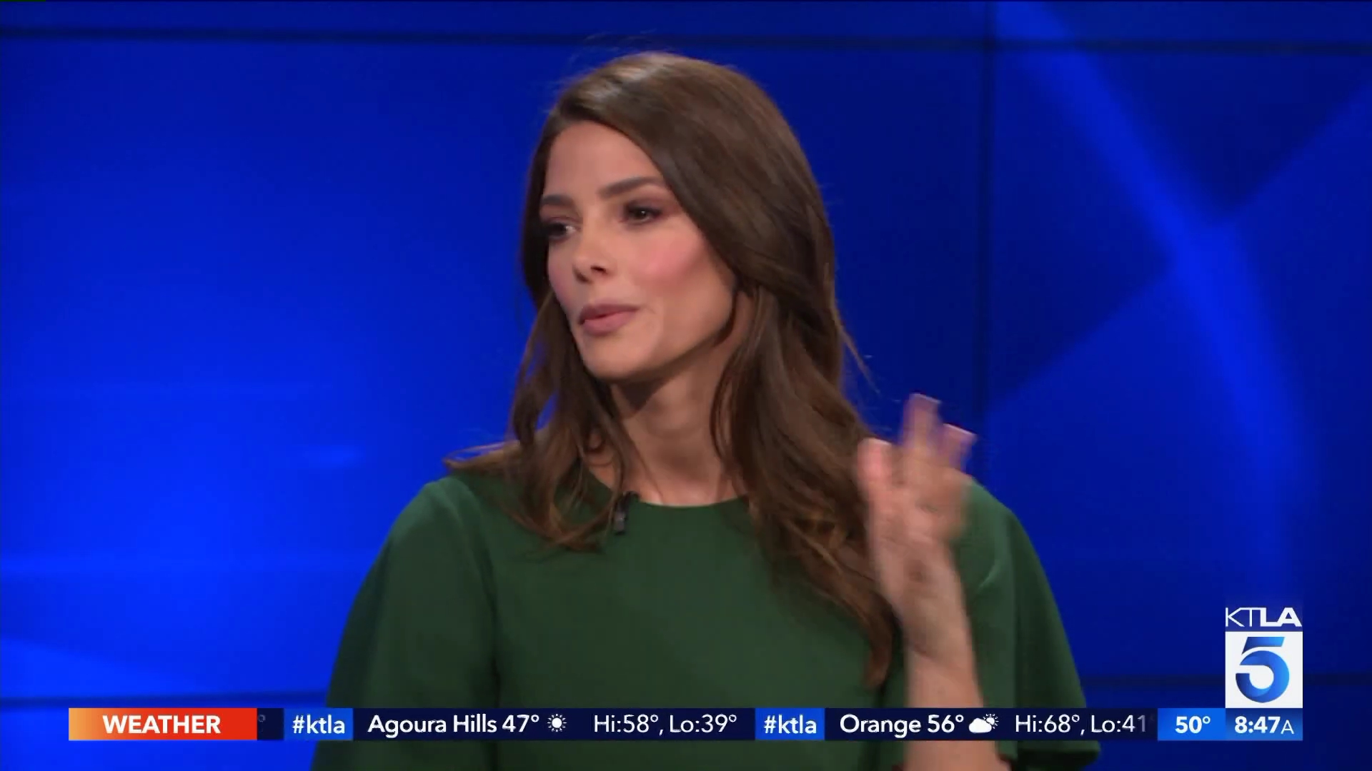 Ashley-Greene-dot-nl_2019KTLA50032.jpg