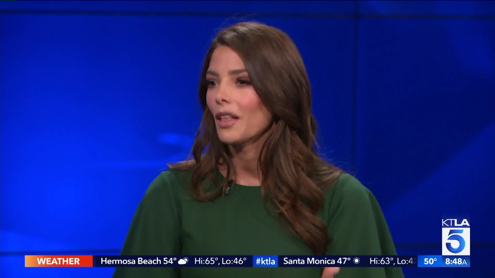 Ashley-Greene-dot-nl_2019KTLA50118.jpg