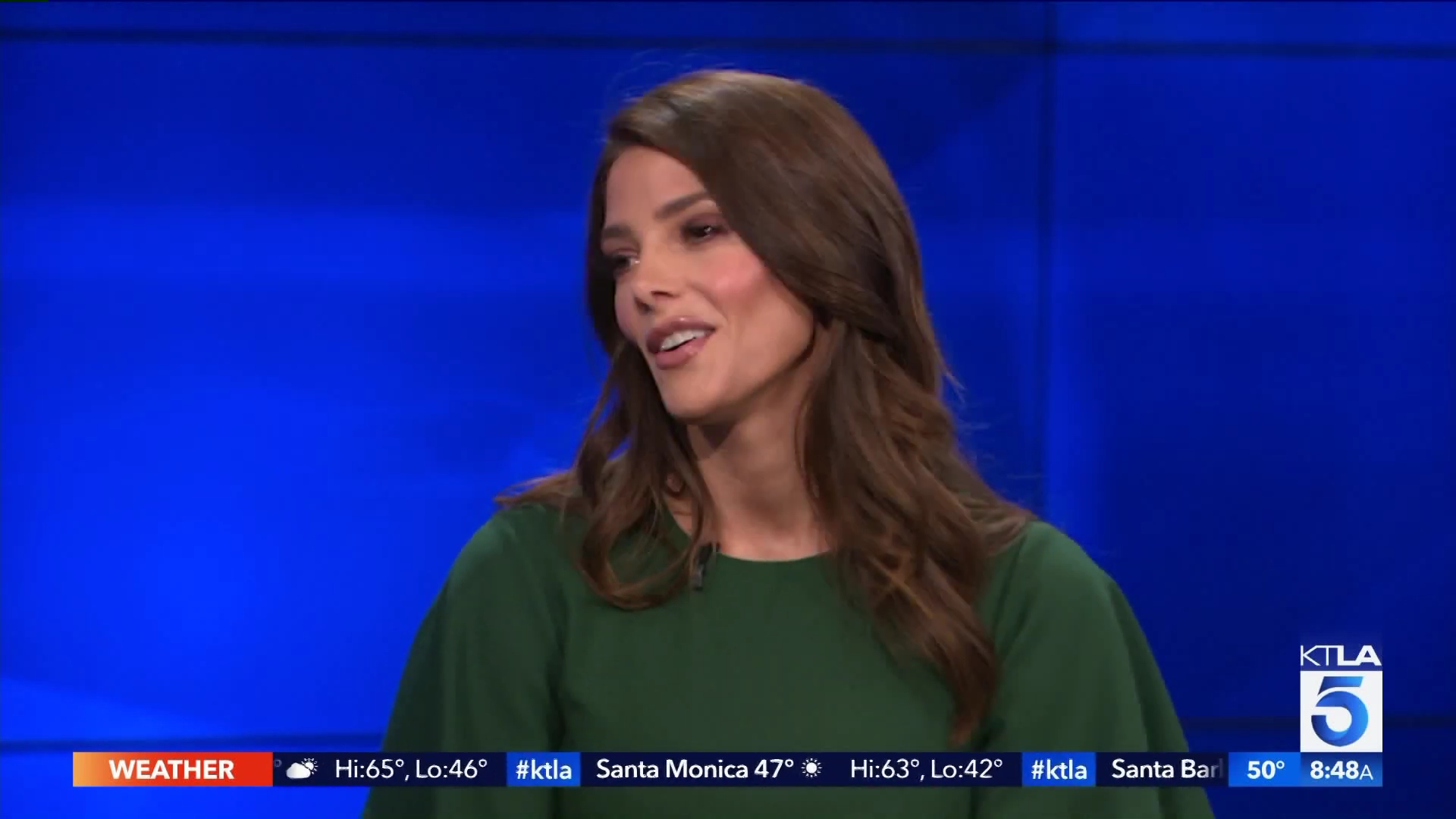 Ashley-Greene-dot-nl_2019KTLA50122.jpg