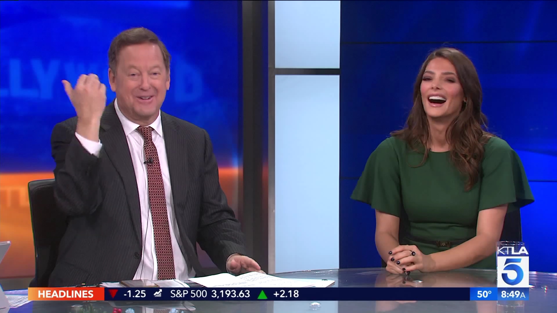Ashley-Greene-dot-nl_2019KTLA50206.jpg