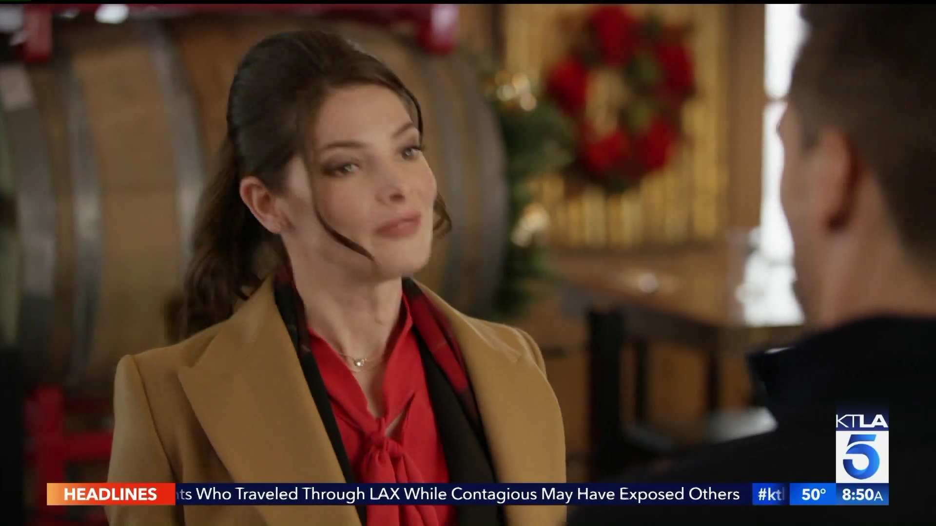 Ashley-Greene-dot-nl_2019KTLA50301.jpg