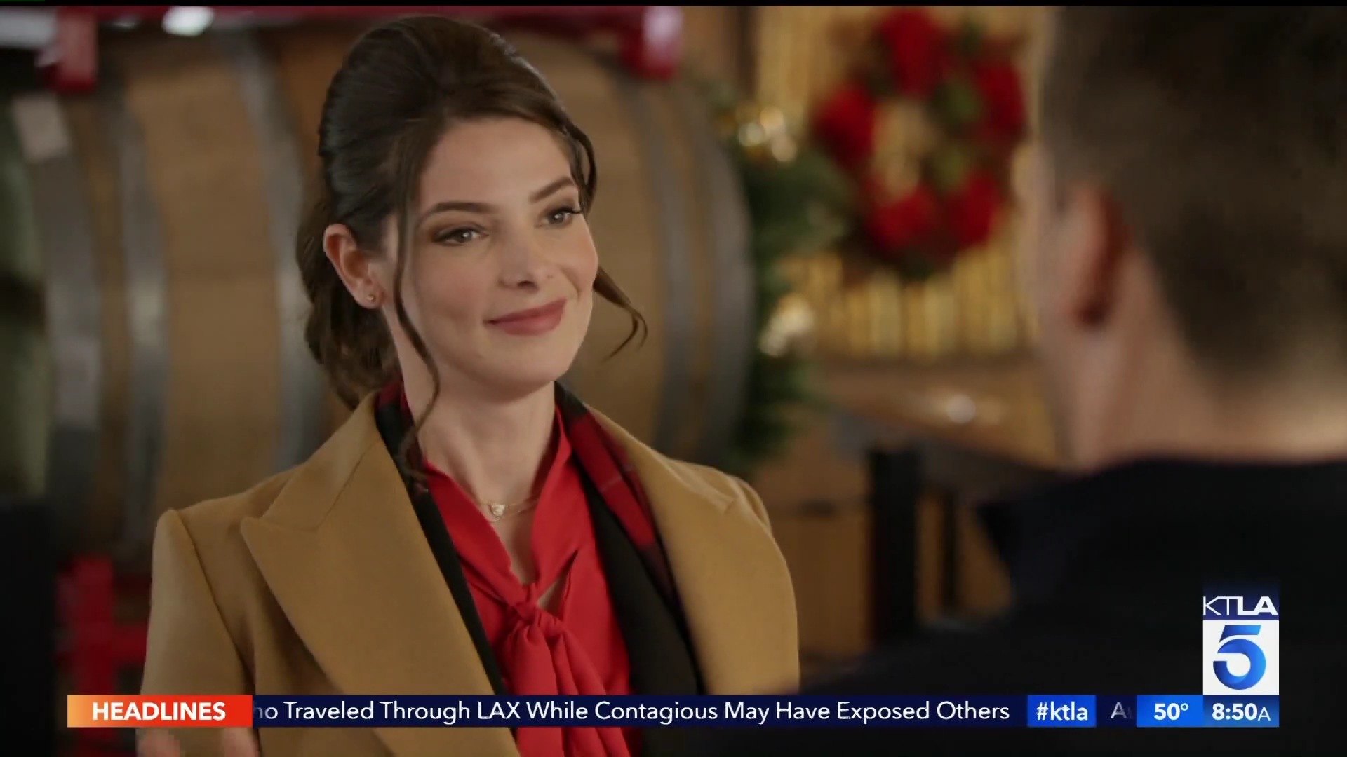 Ashley-Greene-dot-nl_2019KTLA50302.jpg