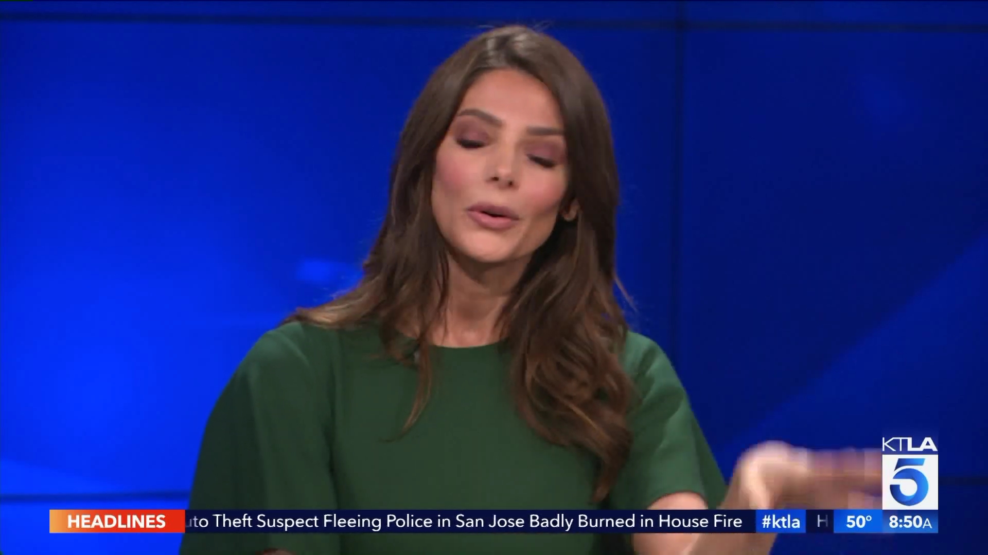 Ashley-Greene-dot-nl_2019KTLA50318.jpg