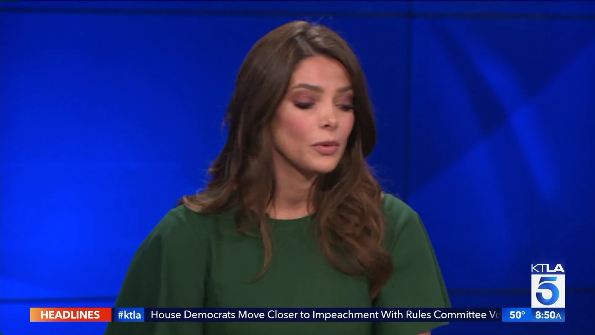 Ashley-Greene-dot-nl_2019KTLA50332.jpg