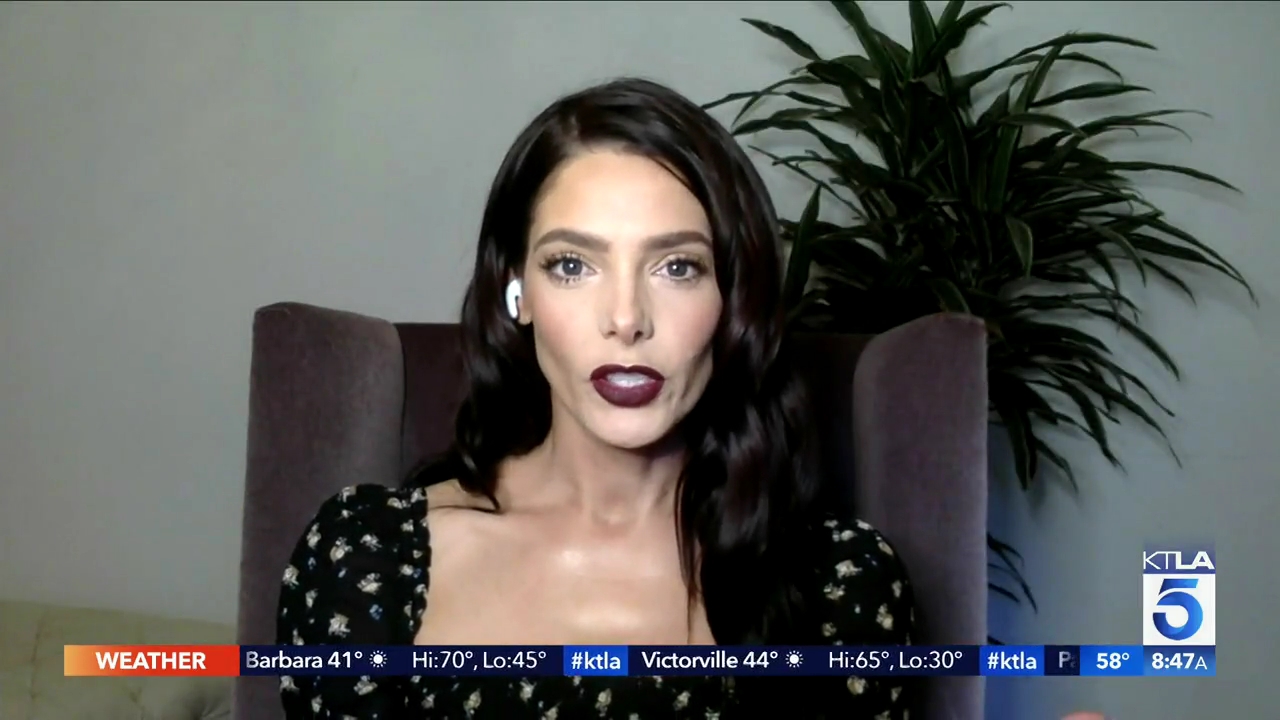 Ashley-Greene-dot-nl_2020KTLA5-0055.jpg