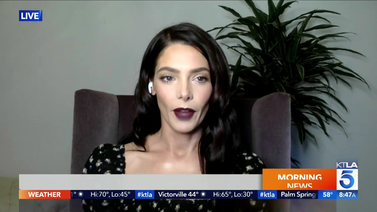 Ashley-Greene-dot-nl_2020KTLA5-0056.jpg
