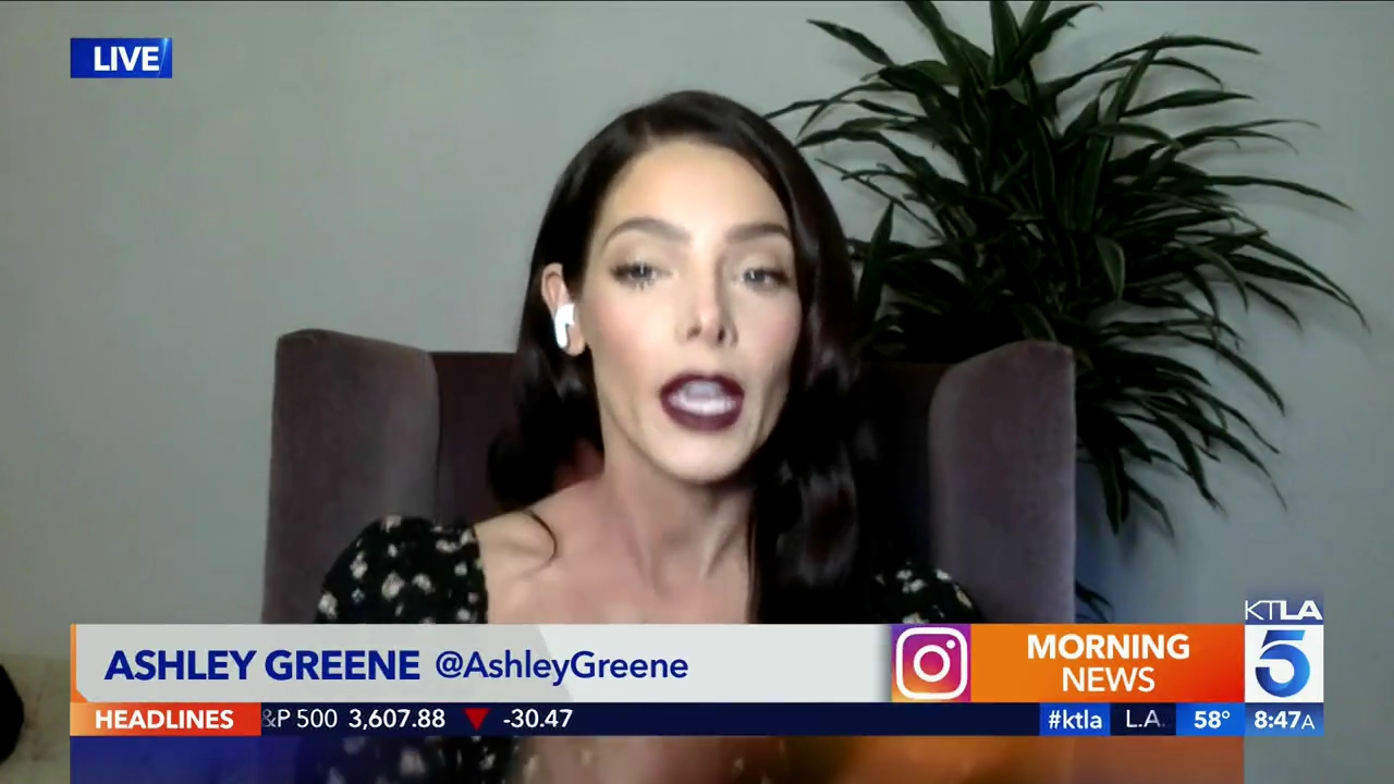 Ashley-Greene-dot-nl_2020KTLA5-0091.jpg