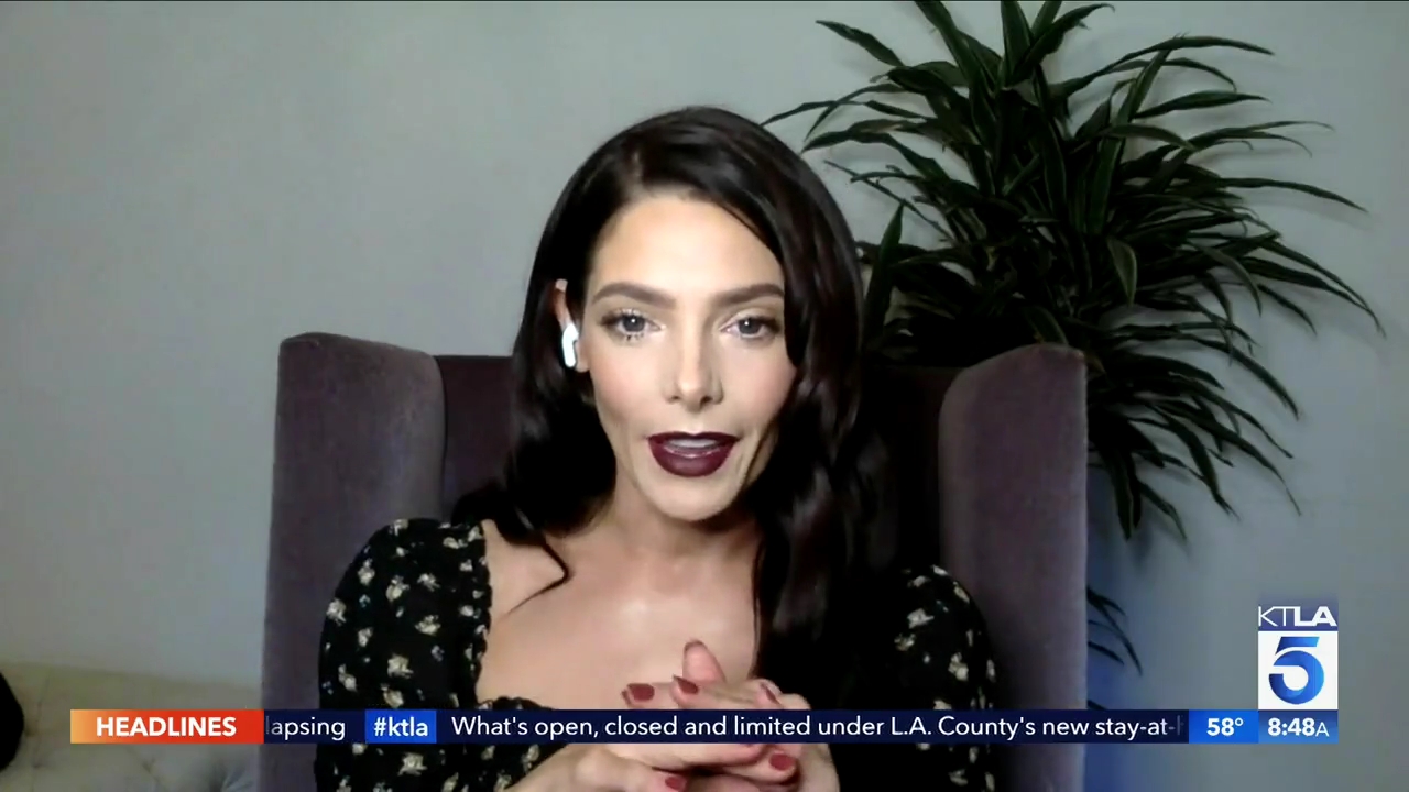 Ashley-Greene-dot-nl_2020KTLA5-0160.jpg