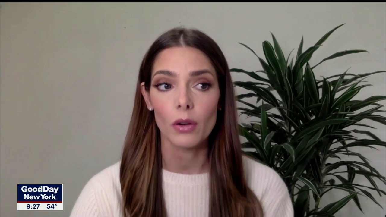 Ashley-Greene-dot-nl_2020Fox5-interview0091.jpg