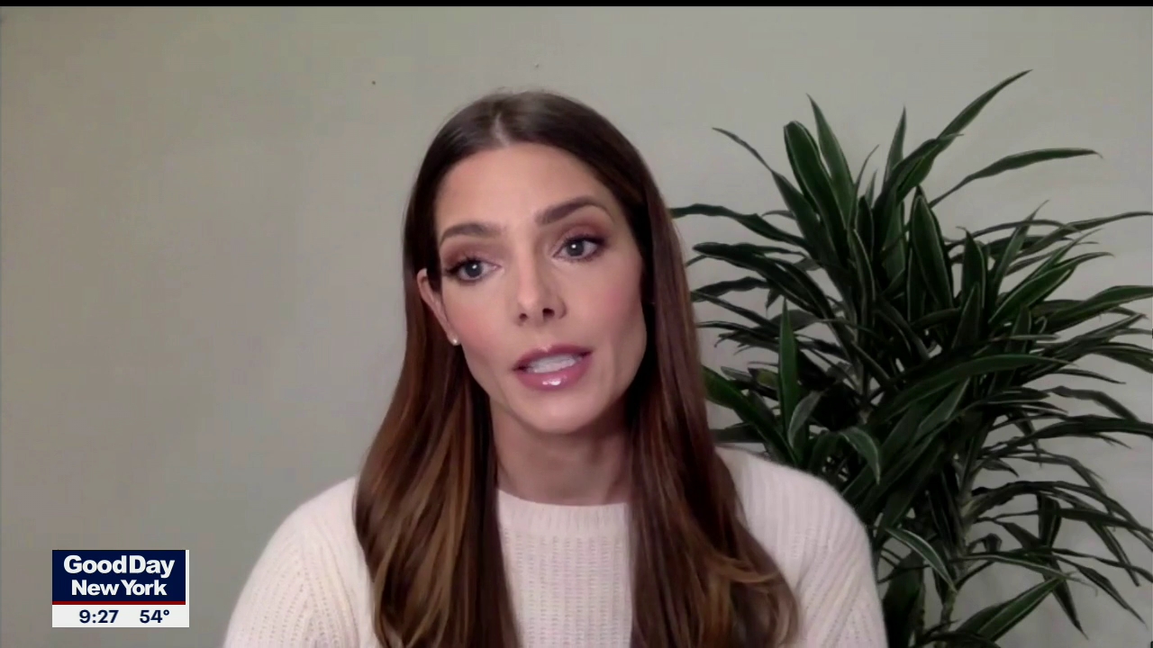 Ashley-Greene-dot-nl_2020Fox5-interview0093.jpg