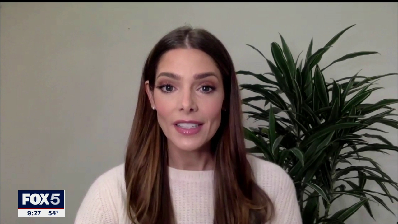 Ashley-Greene-dot-nl_2020Fox5-interview0095.jpg