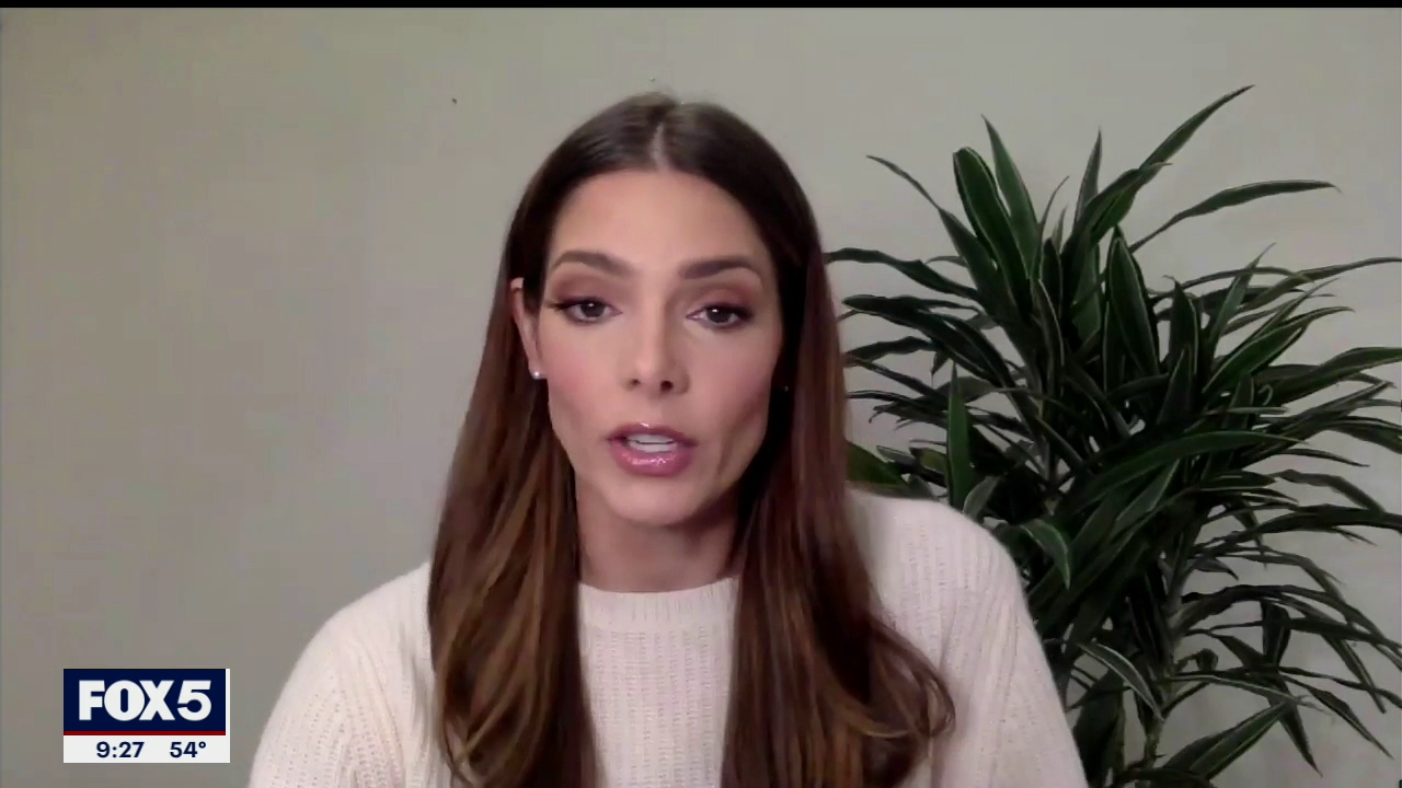 Ashley-Greene-dot-nl_2020Fox5-interview0097.jpg
