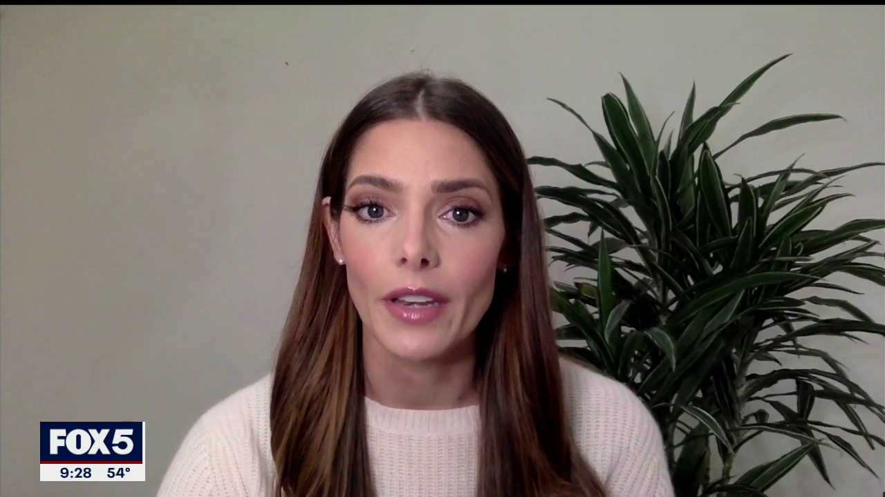 Ashley-Greene-dot-nl_2020Fox5-interview0099.jpg