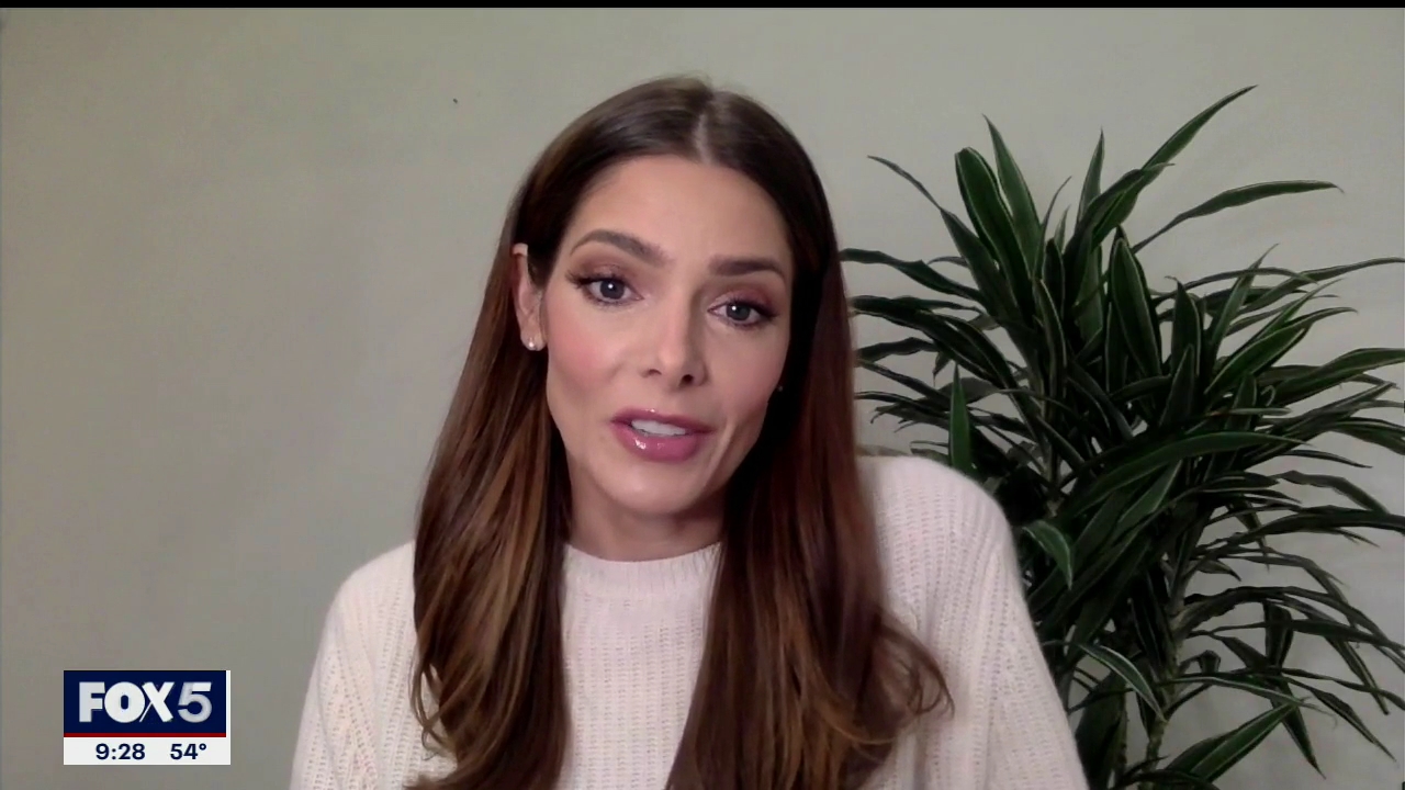 Ashley-Greene-dot-nl_2020Fox5-interview0104.jpg
