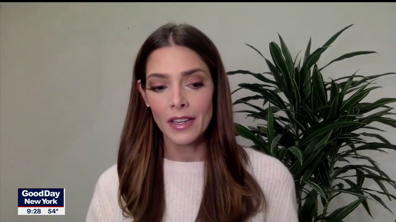 Ashley-Greene-dot-nl_2020Fox5-interview0114.jpg