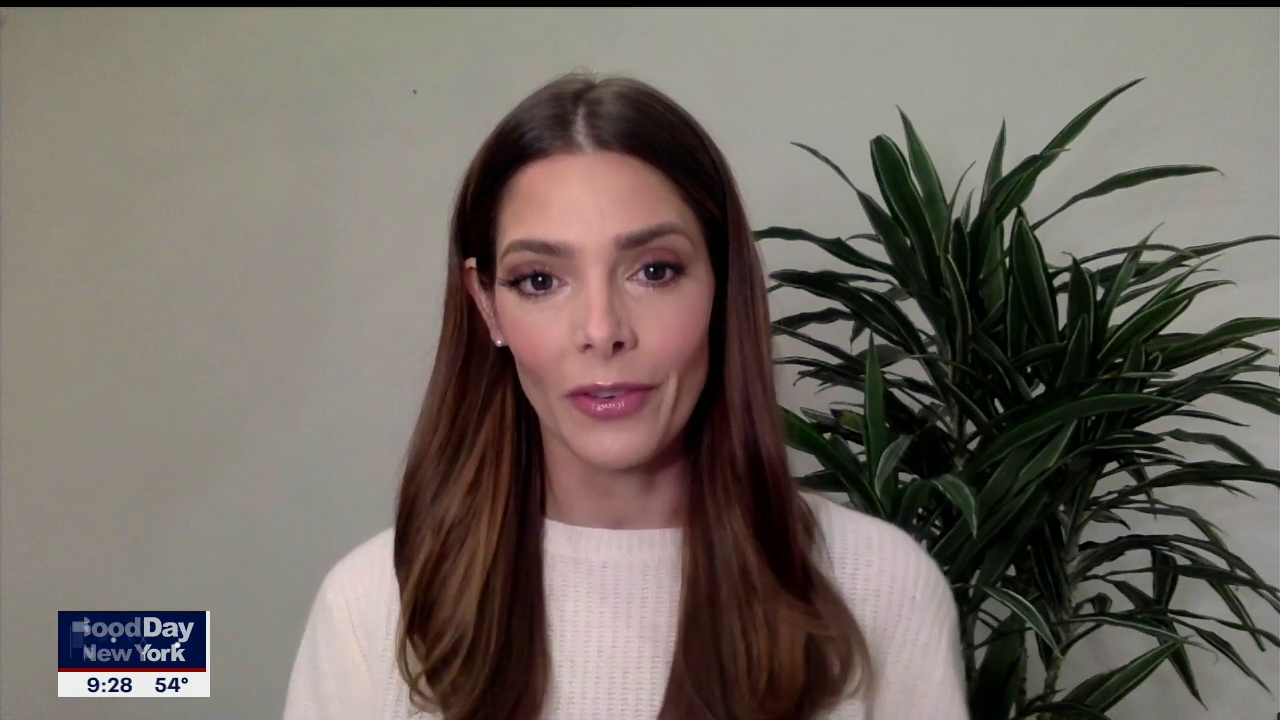 Ashley-Greene-dot-nl_2020Fox5-interview0115.jpg