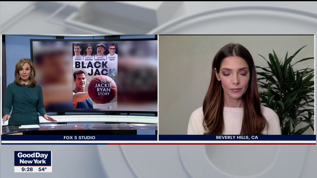 Ashley-Greene-dot-nl_2020Fox5-interview0128.jpg
