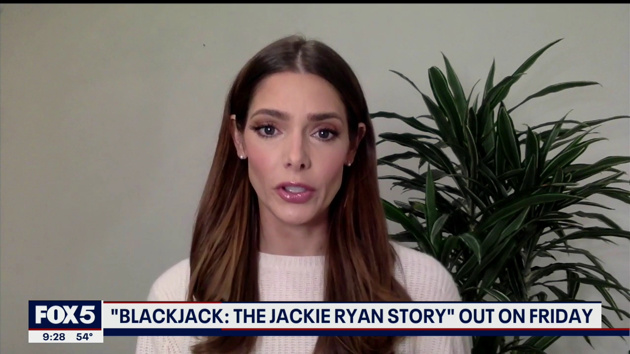 Ashley-Greene-dot-nl_2020Fox5-interview0142.jpg