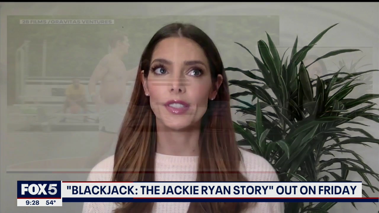 Ashley-Greene-dot-nl_2020Fox5-interview0145.jpg