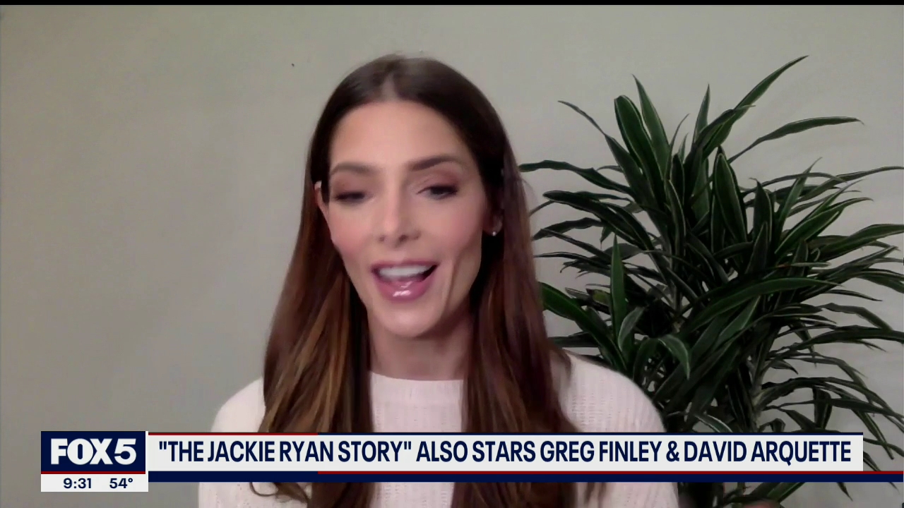 Ashley-Greene-dot-nl_2020Fox5-interview0288.jpg