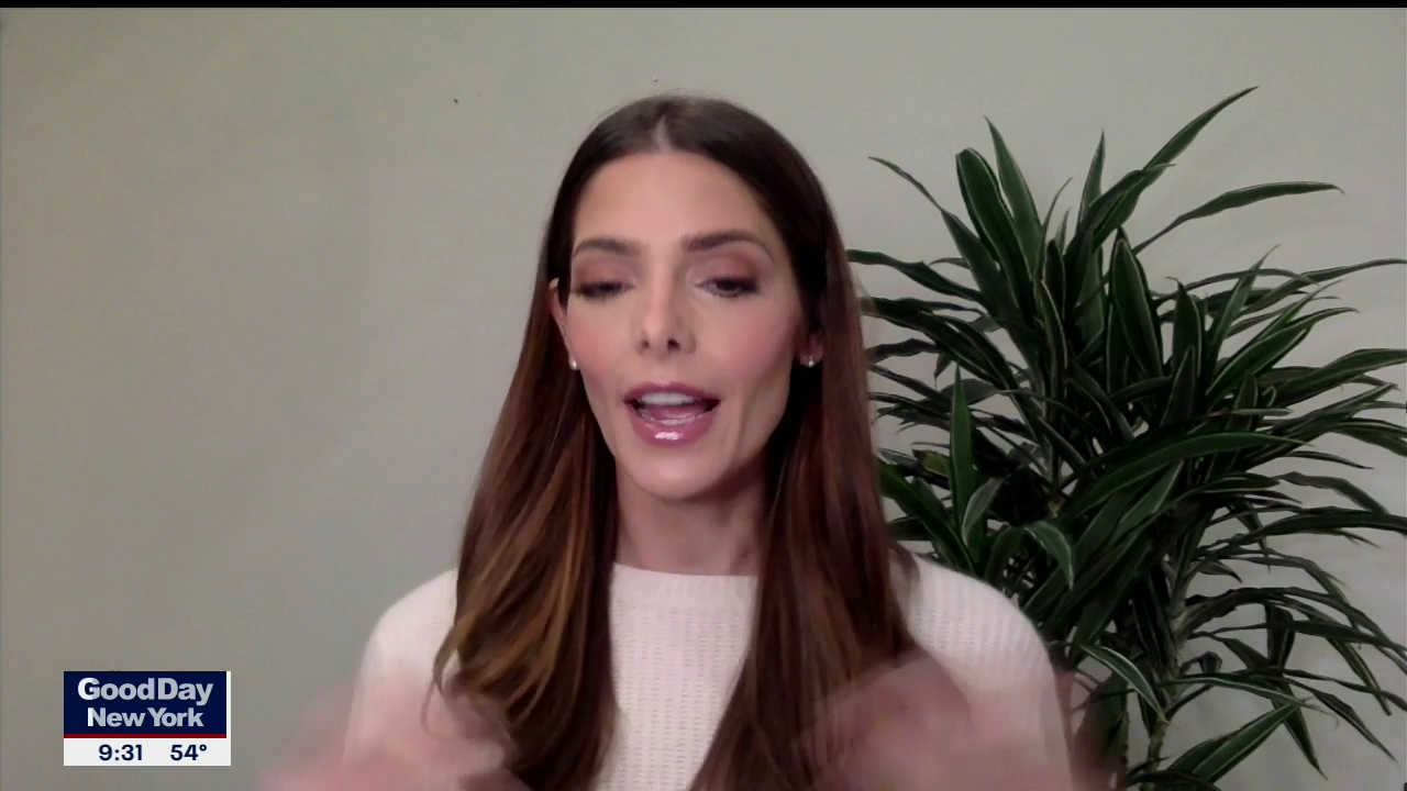 Ashley-Greene-dot-nl_2020Fox5-interview0311.jpg