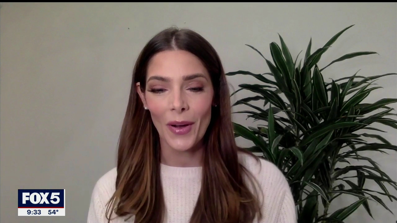 Ashley-Greene-dot-nl_2020Fox5-interview0431.jpg