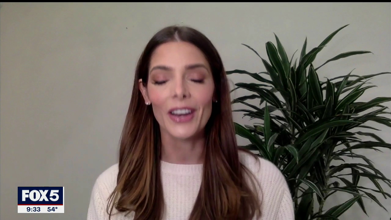 Ashley-Greene-dot-nl_2020Fox5-interview0432.jpg