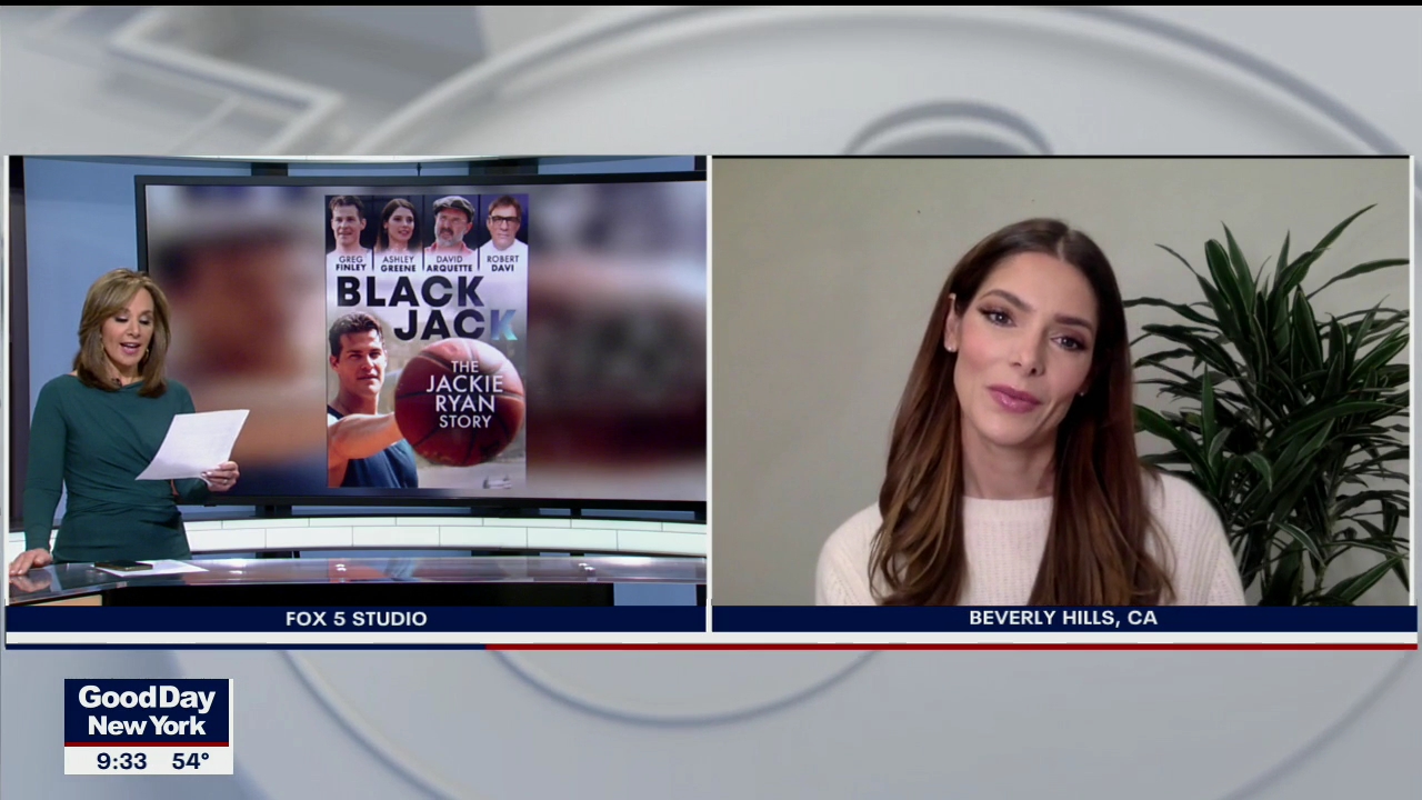 Ashley-Greene-dot-nl_2020Fox5-interview0440.jpg